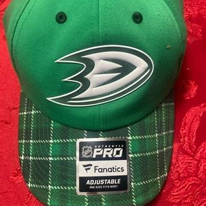 🆕 NHL Anaheim Ducks Fanatics Green Plaid Ball Hat, Snap Strap Adjustable🍀